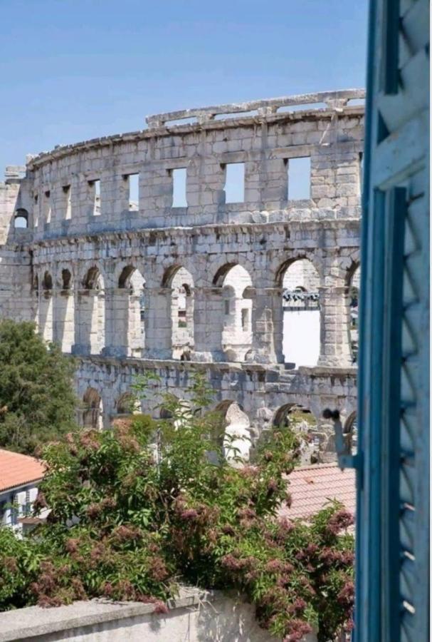 Spectacular View Of The Colloseum Pula Exteriér fotografie